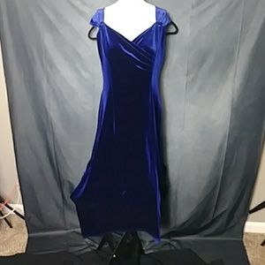 Devilish Blue velvet sleeveless dress